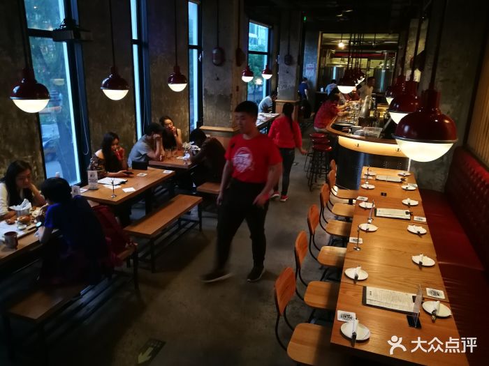 悠航鲜啤 slow boat brewery(三里屯店-大堂图片-北京美食-大众点评