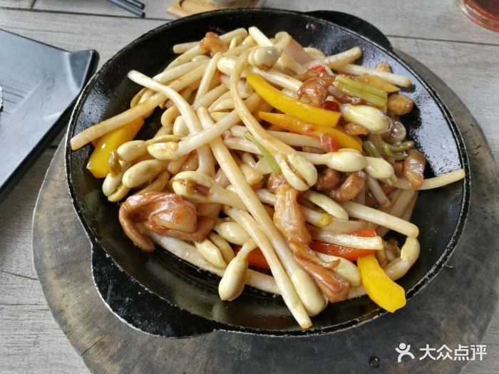花生芽炒肉
