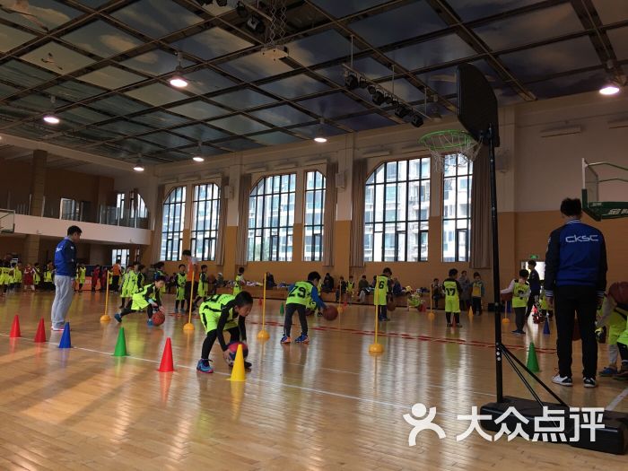 呈康篮球俱乐部(尚阳外国语学校点)-图片-上海