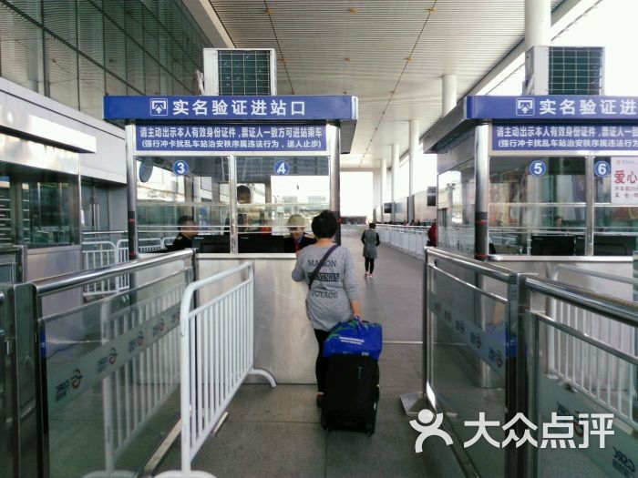 深圳东站验票口图片 - 第5张
