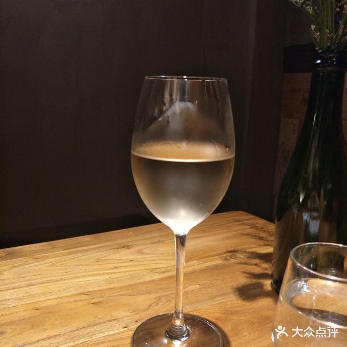 思兰尼长相思白葡萄酒