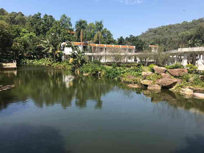 小瀛洲度假村(番禺疗养院)-"座落在大夫山上,拥有纯天然氧吧,里面配套