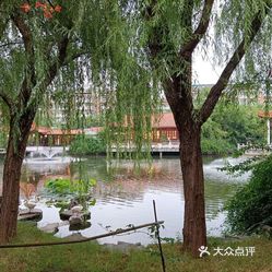 霞园·本心斋