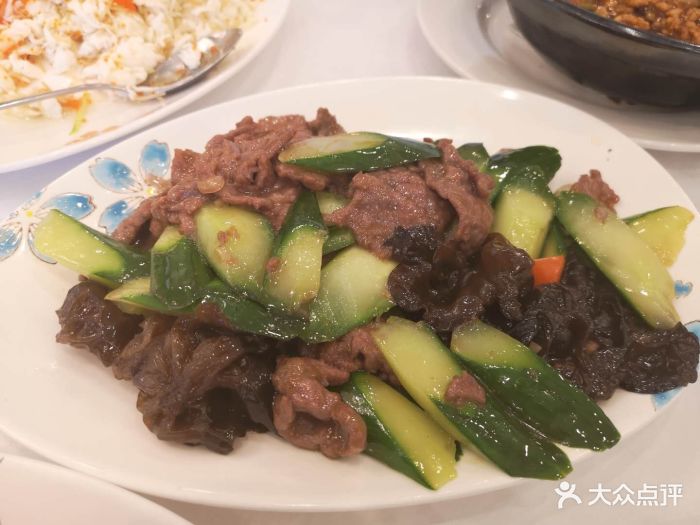 青瓜云儿炒牛肉