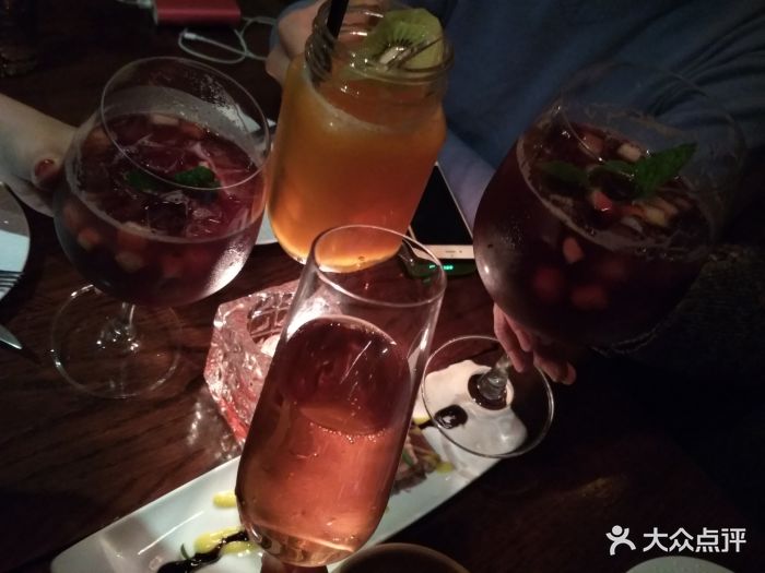 tapas & lounge布朗石西班牙餐厅酒吧(永嘉庭店)sangria果酒图片