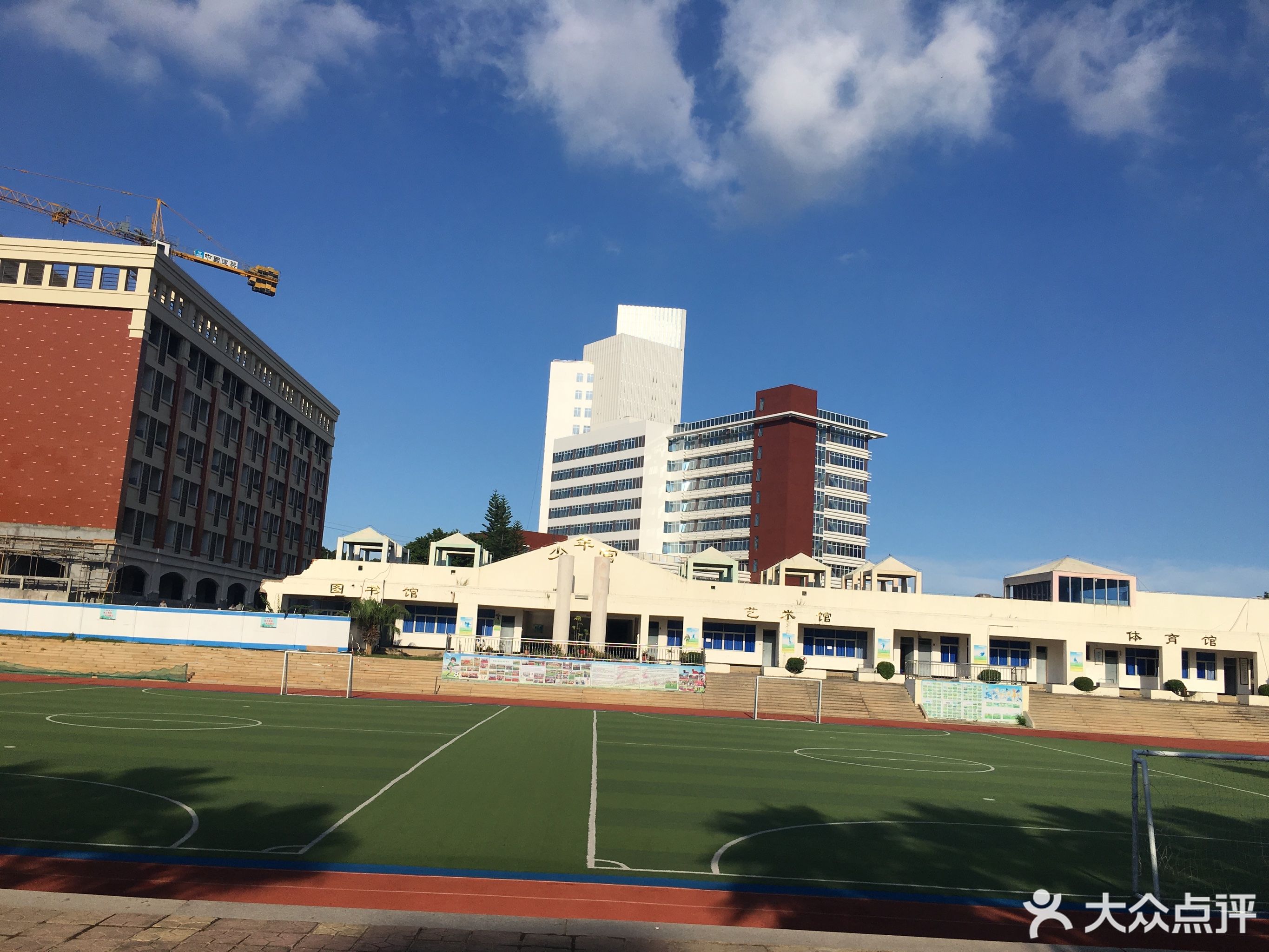 泉州东海湾实验学校