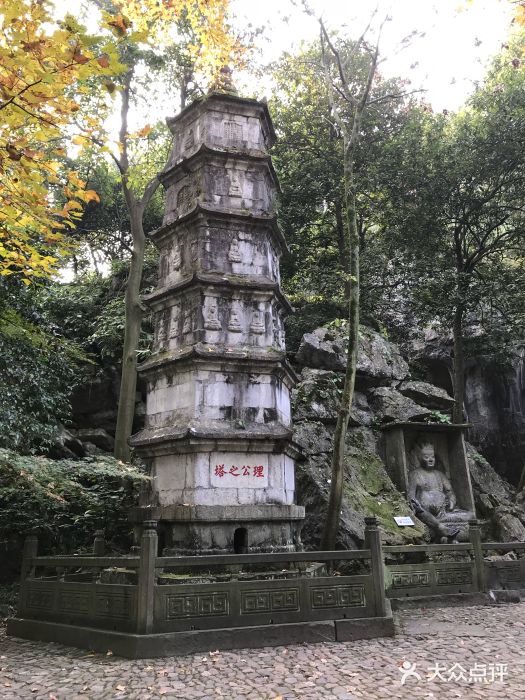 灵隐飞来峰景区图片