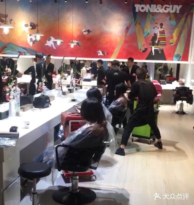 toni & guy 美发沙龙(南山万象天地店)图片