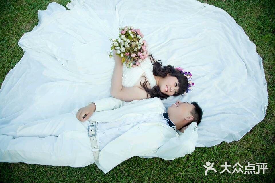 金海岸婚纱摄影_婚纱摄影