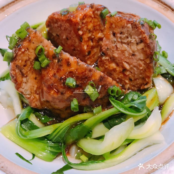 一个叫孙跃进的安徽人儿,长得像某著名电影.