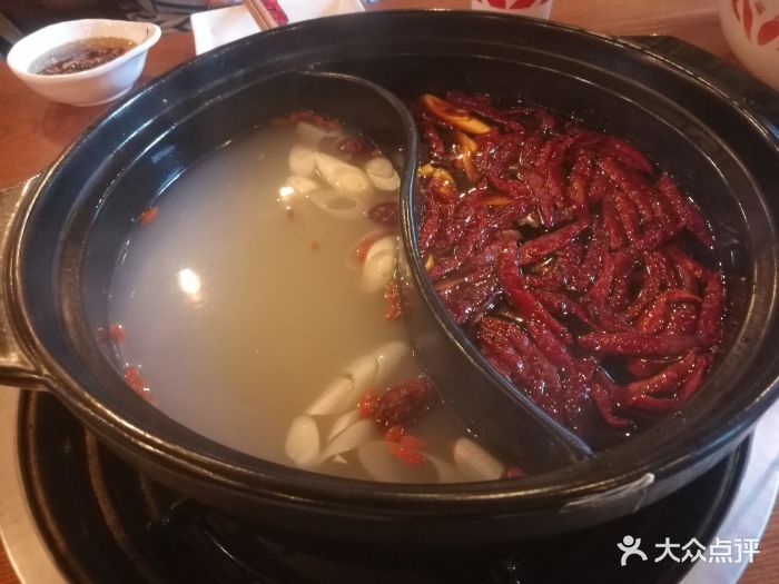 一夜串红串串香鸳鸯热锅锅底图片 第3742张