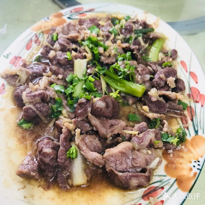 葱菜蒸牛肉