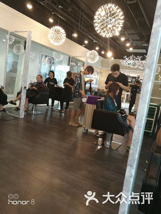 3am hair salon烫发染发接发(银石广场店)的点评