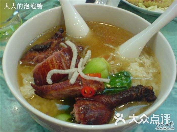 鸭腿泡饭