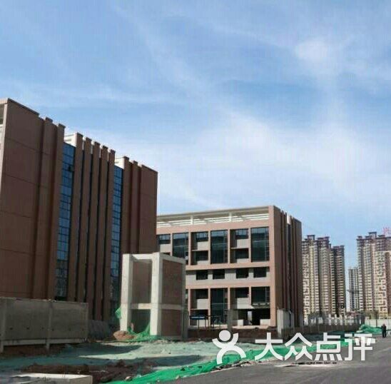 太原市外国语学校(新校区)