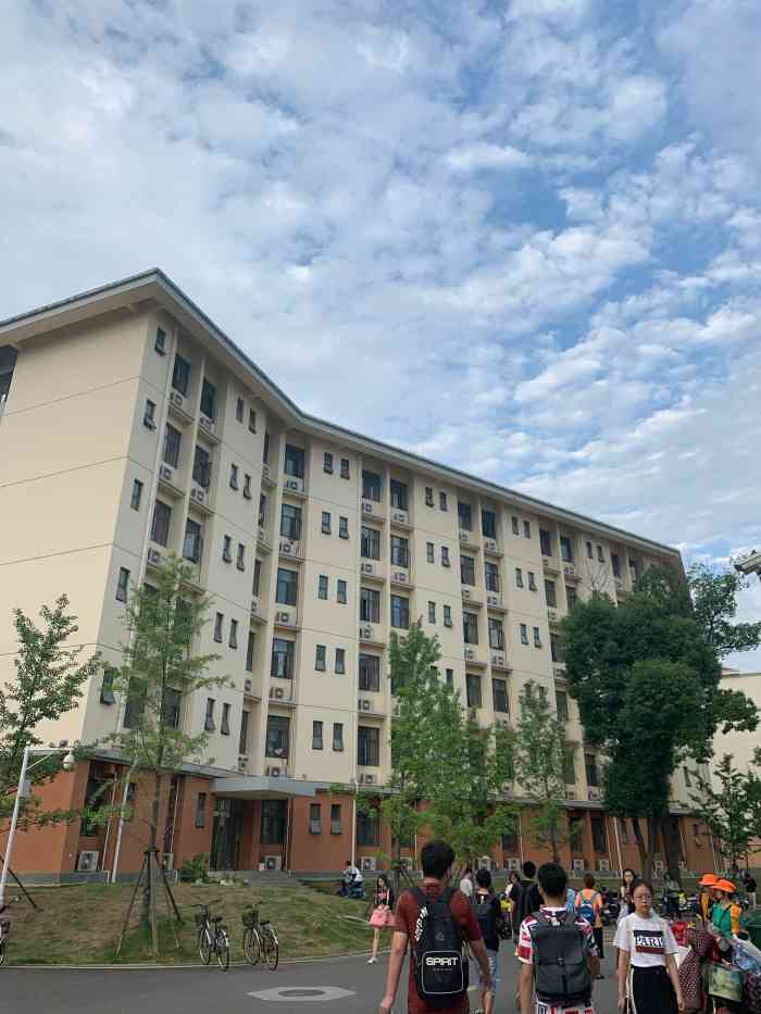 荟园大学生公寓区-"不得不说荟园真的华中农业大学生.