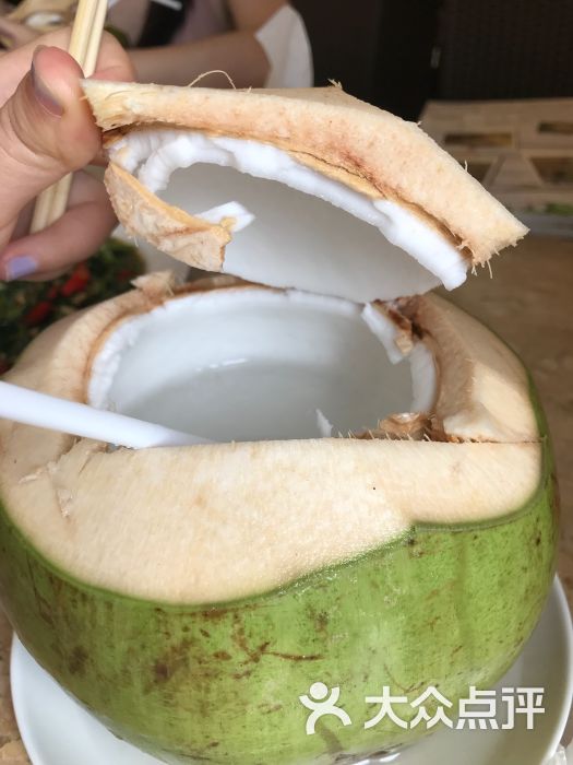 mum aroi新鲜椰汁图片 第2张