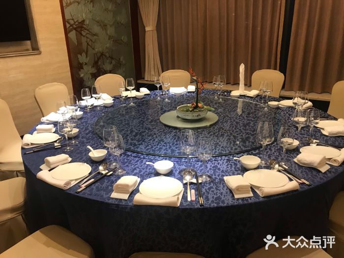 华亭湖时代大酒店图片