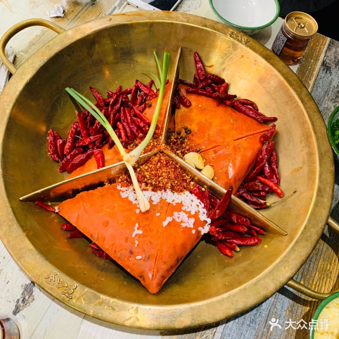 叁口煮酒都老火锅牛油锅底(中辣)图片 - 第350张