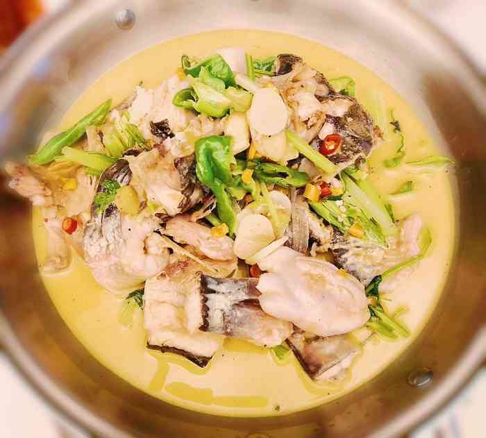 味道不错,鱼汤饭很好吃,环境也还好,就是价格有点贵.