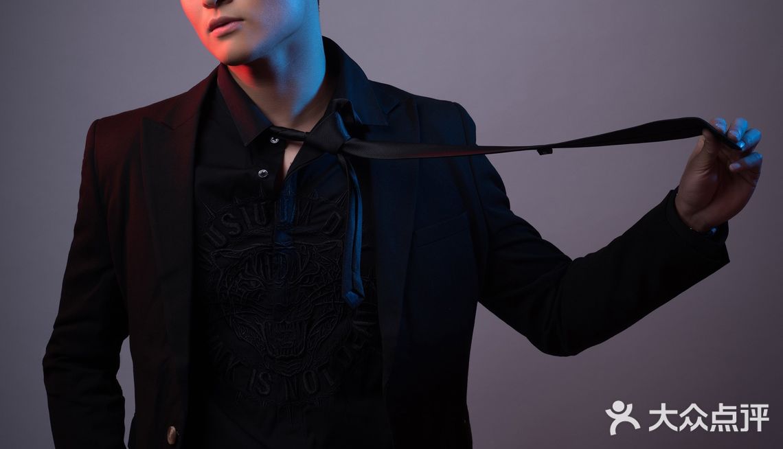 男士形象照