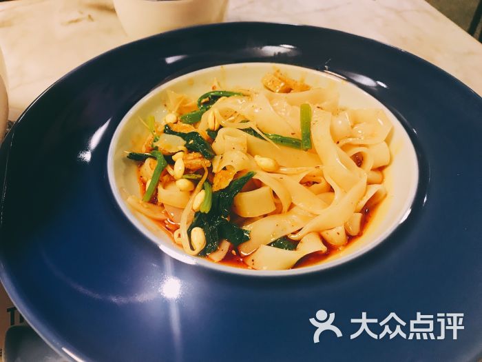 高桌子低板凳(太古里店)