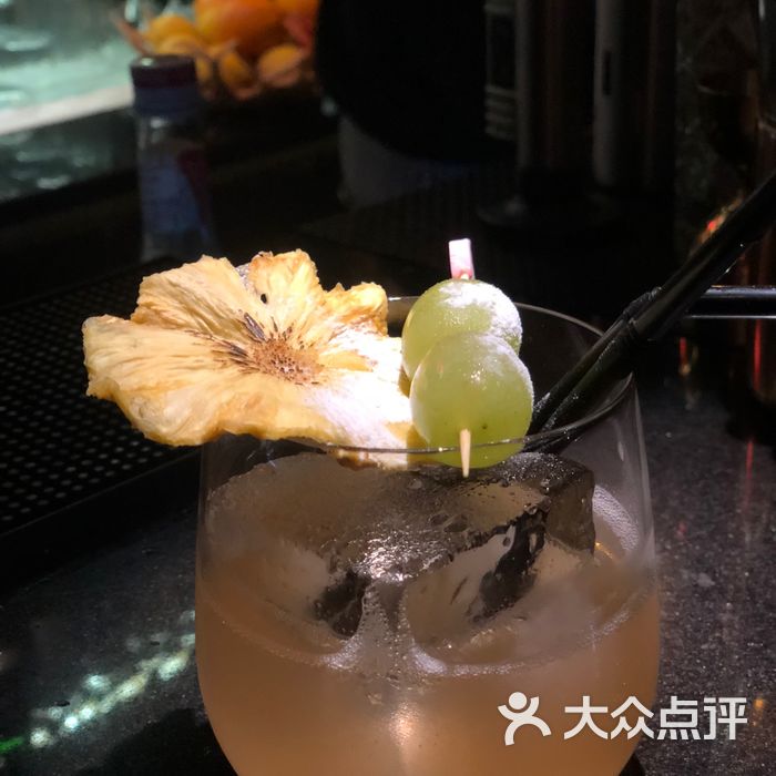 lush whisky cocktail 路徒酒吧