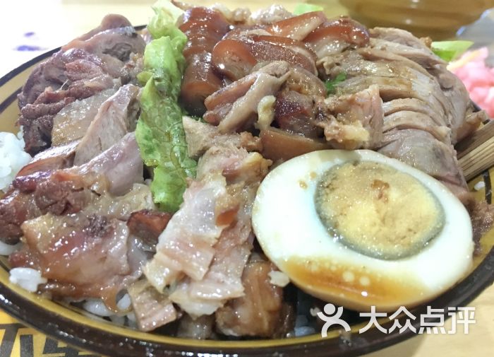 正宗隆江猪脚饭猪脚饭图片 - 第1张
