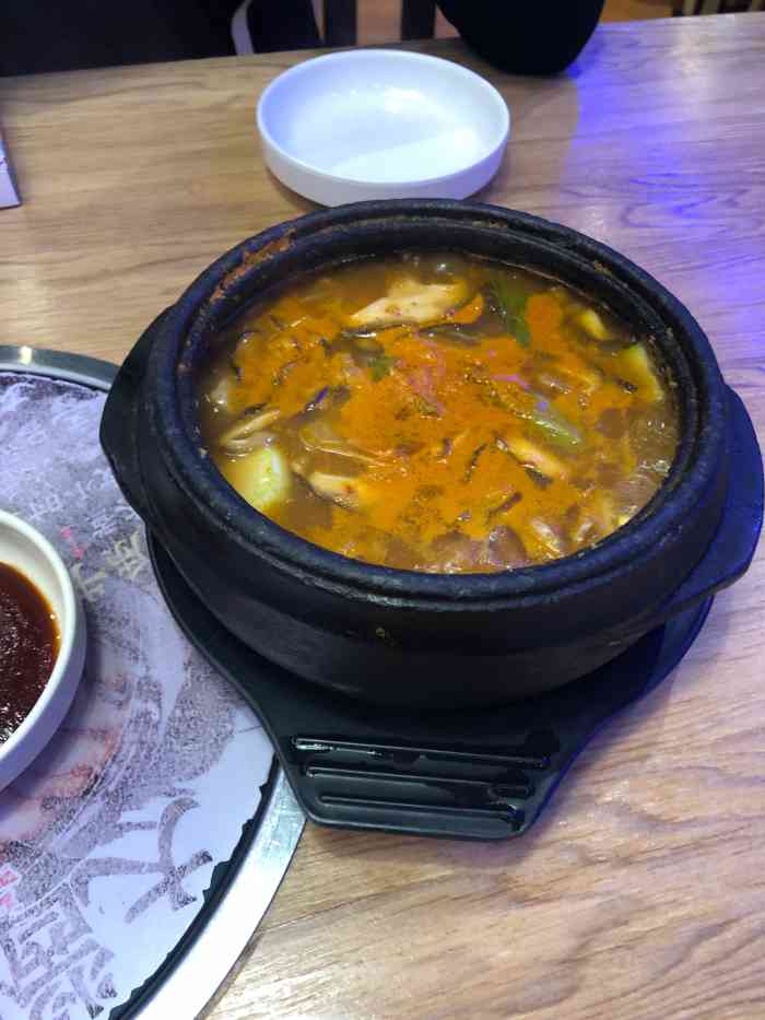 如锅酱汤馆·朝鲜族家庭小料理-"位置在吉林市林荫路昌邑万达广场三楼