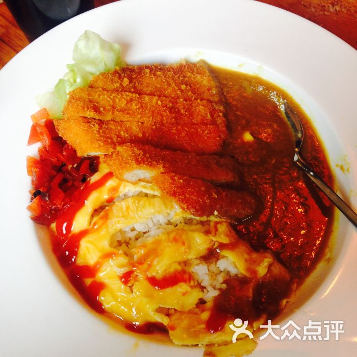 猪排咖喱蛋包饭