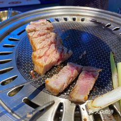 入火韩国烤肉(广州首店)的山蒜叶五花肉好不好吃?用户