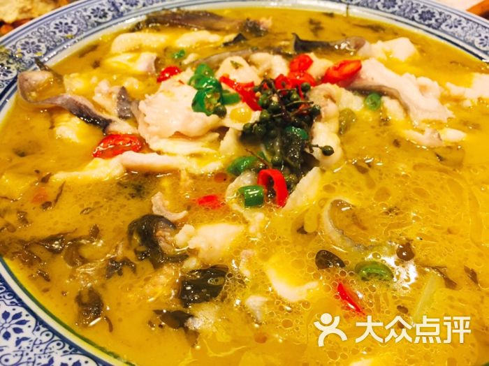 老坛酸菜炖江团