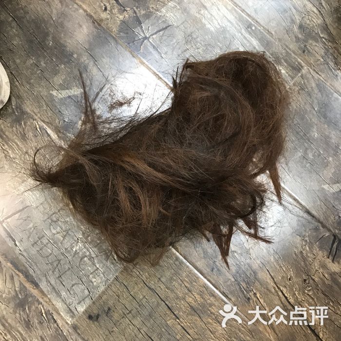 聚艺造型剪掉的头发图片-北京美发-大众点评网