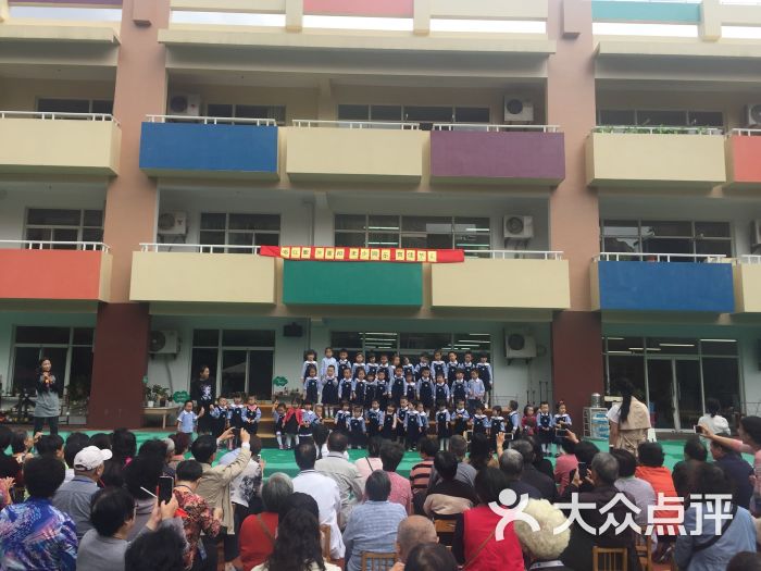 依霖幼儿园:3年下来非常失望,特别对2016年.上