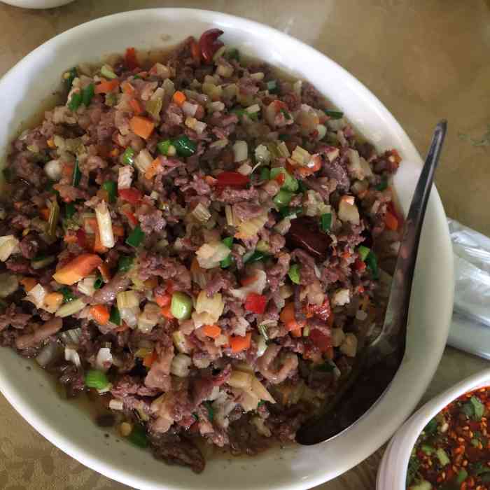 第一次来永仁县吃驴肉,果然好吃!