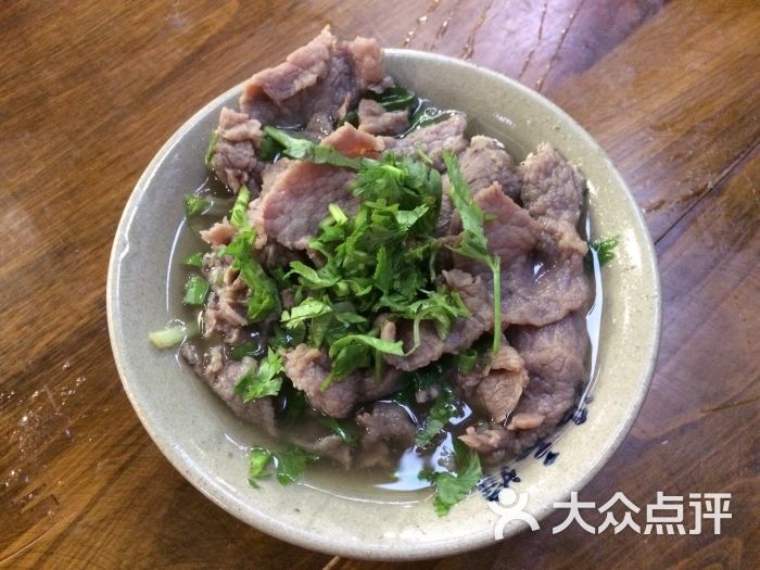 冯三娘跷脚牛肉(四川名店)翘脚牛肉图片 - 第1张