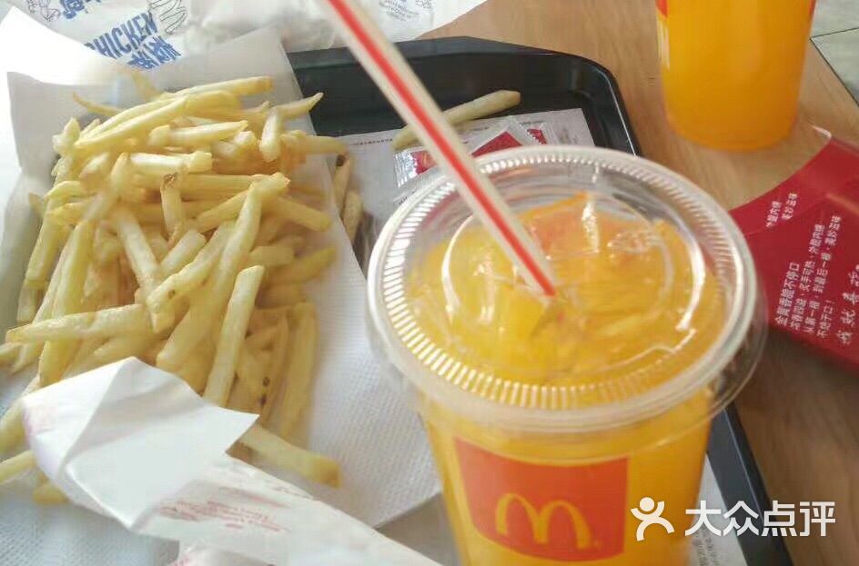 麦当劳(南京路2店)的点评