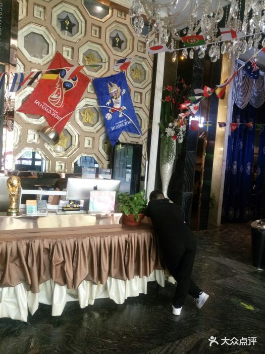 错,团购很便宜,音效的话,毕竟不是.-百慕翡丽-兰