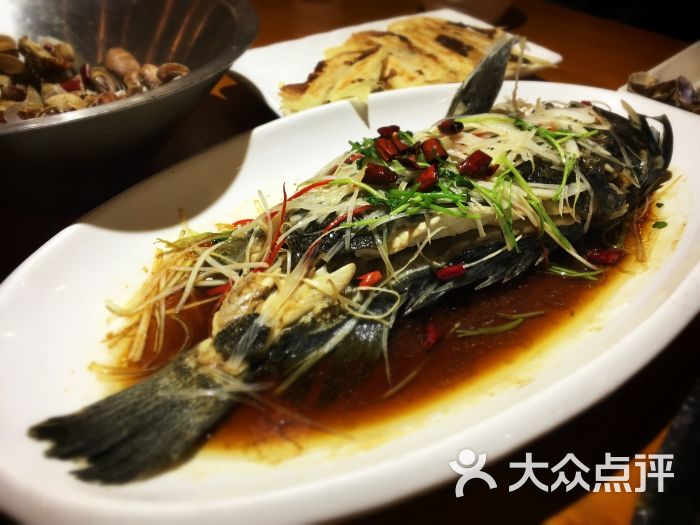 油泼黑头鱼