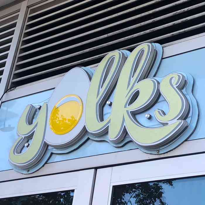 yolk"s breakfast-"yolks也算一家brunch界的网红店."-大众点评移动版