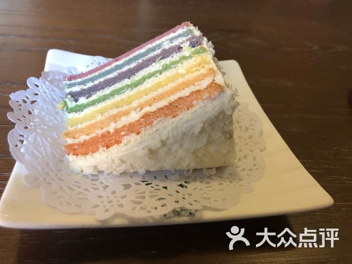 彩虹蛋糕
