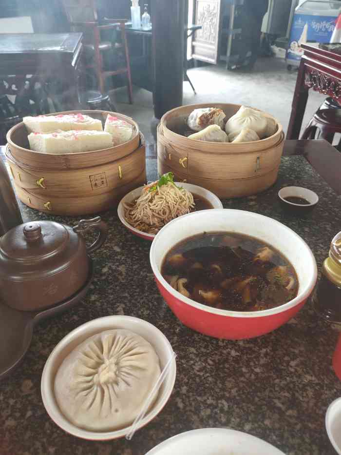 冶春茶社(荷花池店)-"特地选择了冶春荷花池店来吃早茶,来了之后.