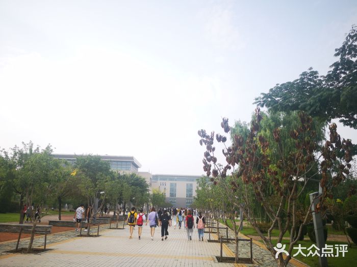 大连民族大学(金石滩校区)图片