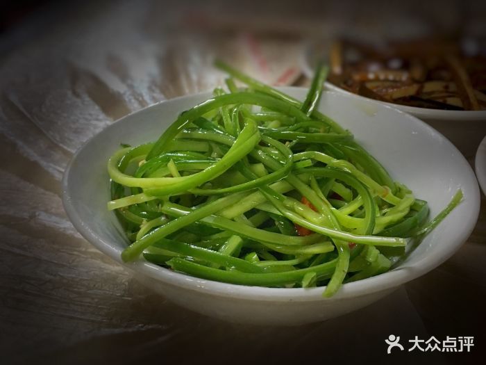 蒜苗丝