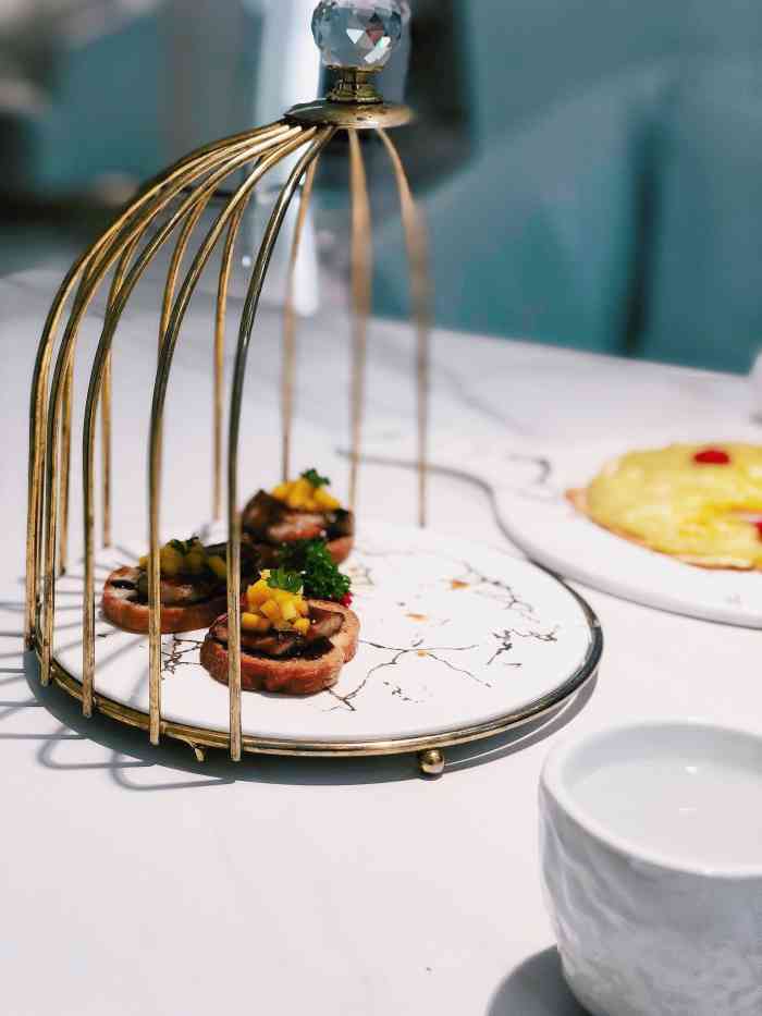 3号仓库(宁波首店)-"在朋友圈经常刷到这家纯白系餐厅,一直没去.