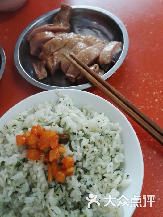 腊鸡腿 菜饭