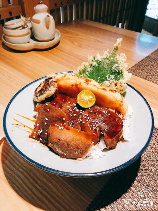 侠饭海鲜丼饭(来福士店)牛舌丼饭图片