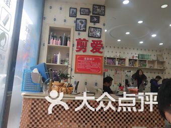 茶陵婚纱店_茶陵二中(3)