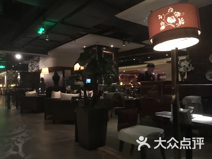 秀玉红茶坊(广埠屯店)餐厅内环境图片 第8张