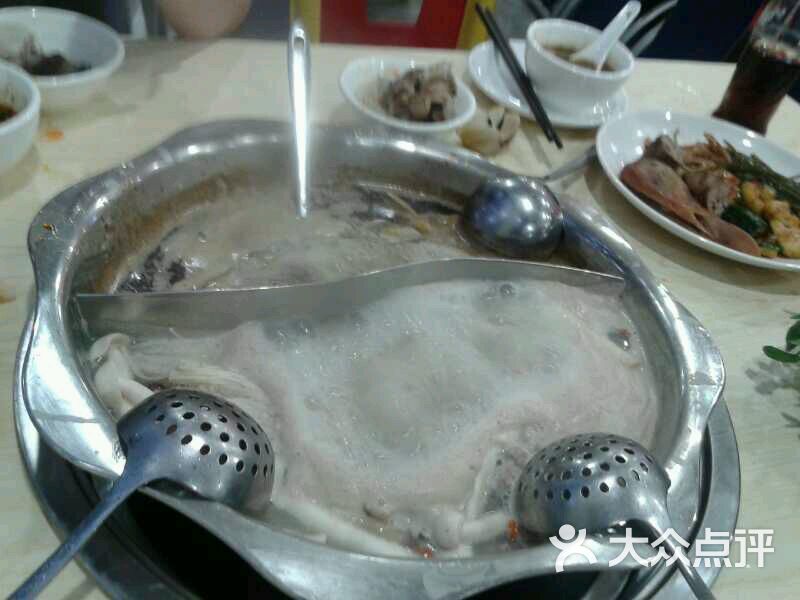 冠菌海鲜肥牛自助火锅_山东肥牛火锅_海鲜肥牛自助火锅(3)